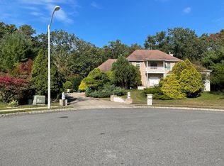 9 Dominion Dr, Jackson, NJ 08527