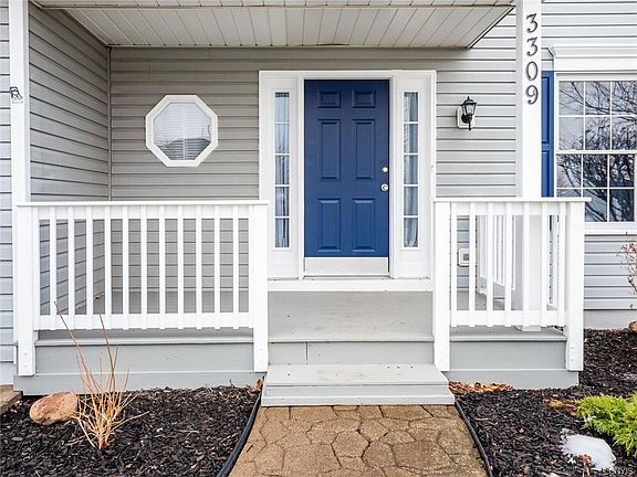 3rd image of 3309 Tuccamore Cir
