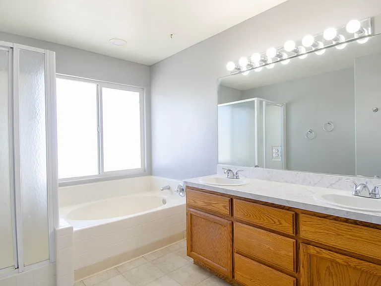 72548 Sunnyslope Dr — Photo 15