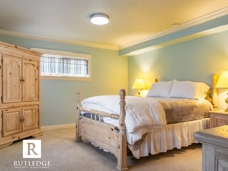 6565 Whispering Pines Ln — Photo 39