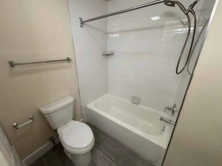 504 Heritage Dr — Photo 22