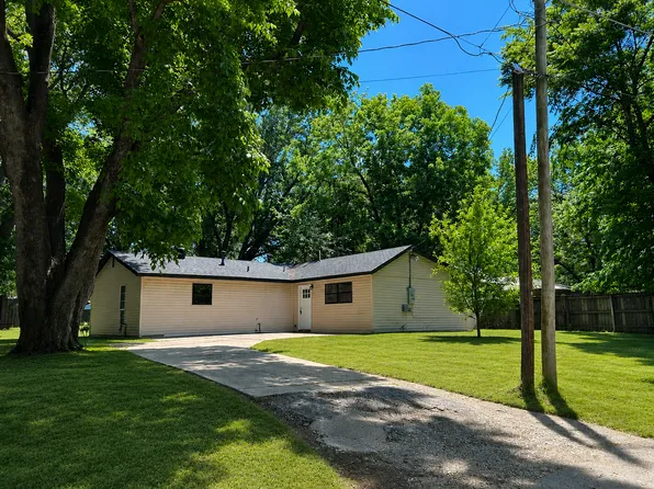 72 Bois D Arc St, Farmington, AR 72730