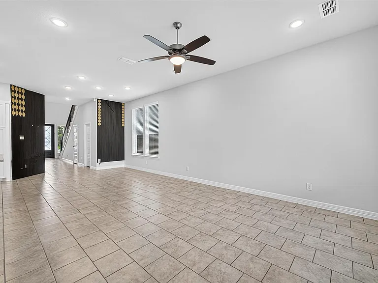 6602 Albany Forest Ct — Photo 14