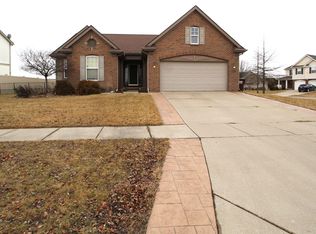 9037 Maple Ridge Dr, Newport, MI 48166