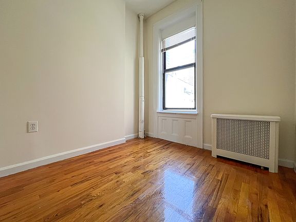 5th image of 246 E 51st St APT 16
