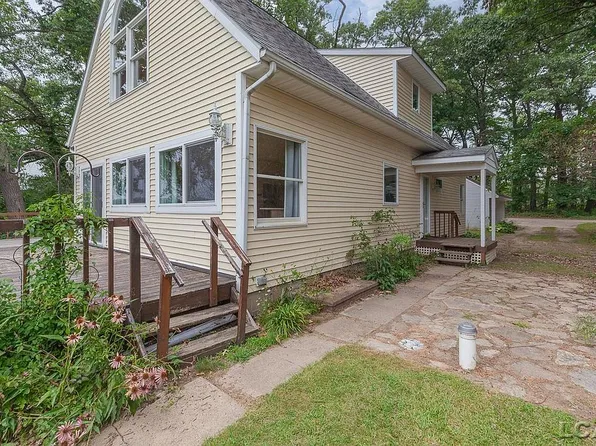 117 Studer Dr, Grass Lake, MI 49240