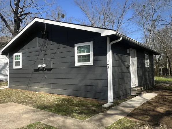 1363 E Price St, Paris, TX 75460