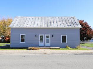 35 Maple St, Rouses Pt, NY 12979