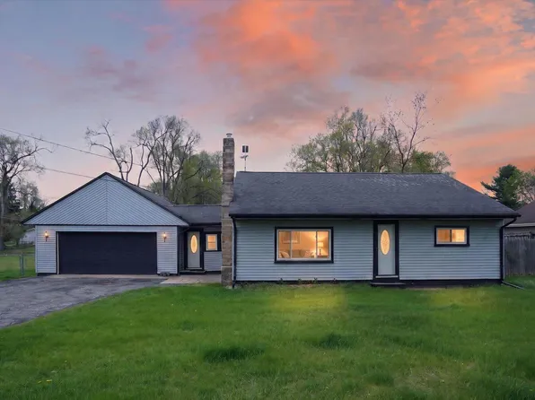 2750 Hamstead Way, Jackson, MI 49201
