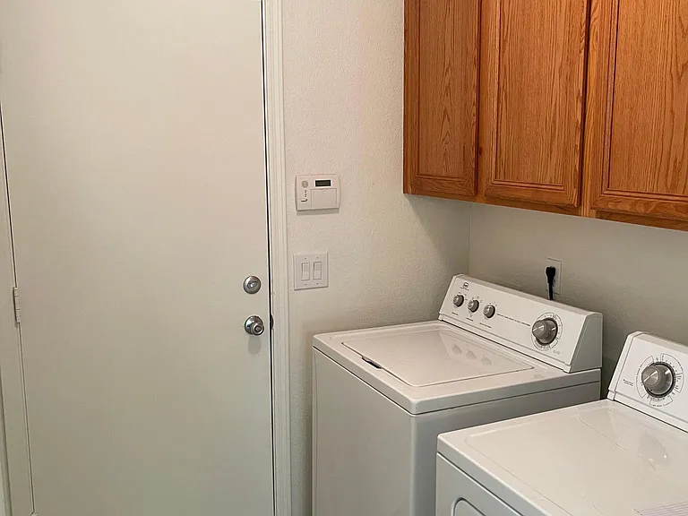 N 80th Dr — Photo 15