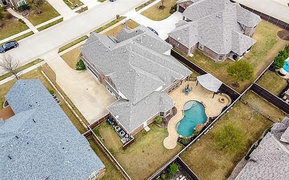 2nd image of 2310 Nocona Dr