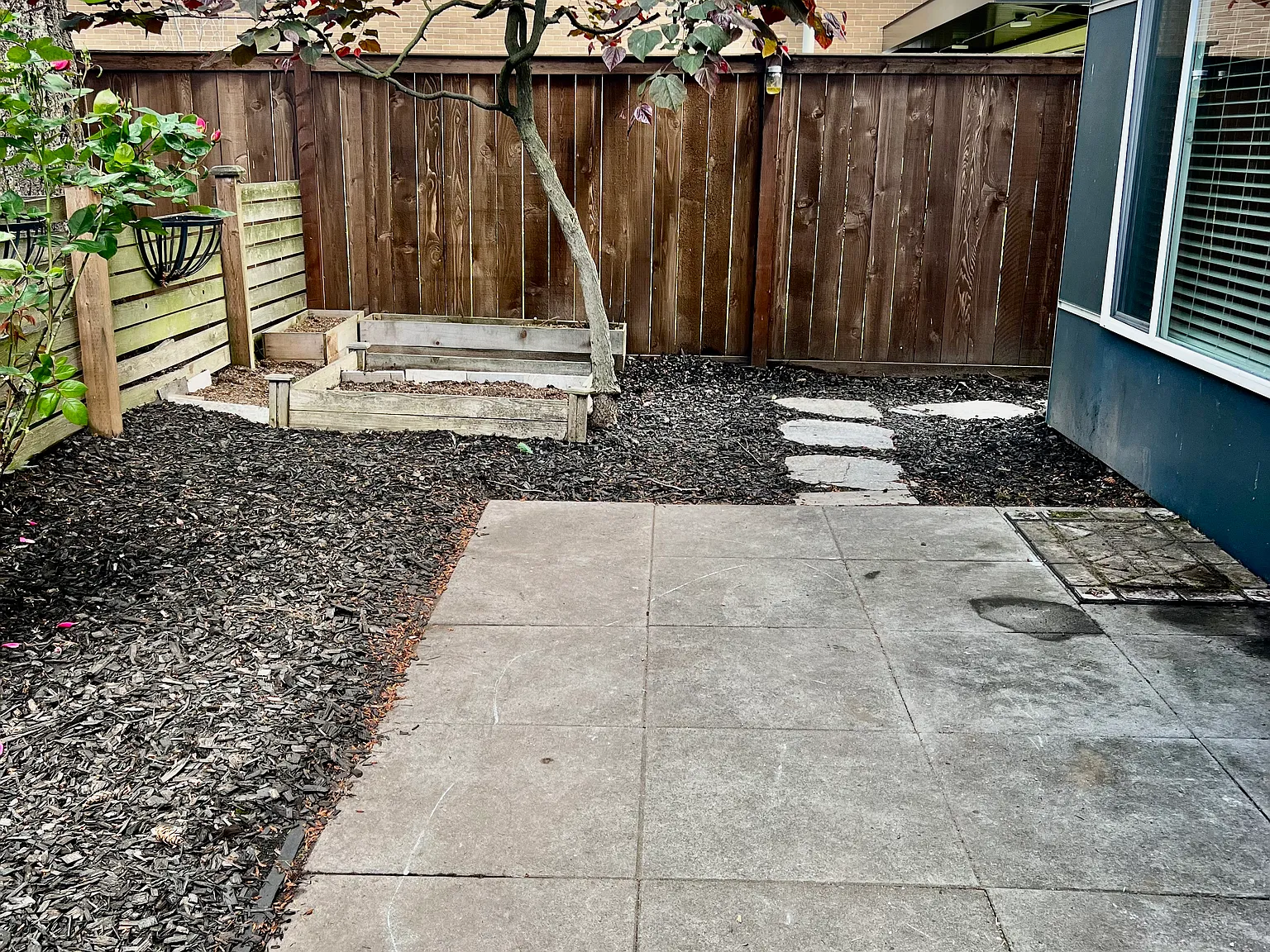 3 bed, 1310 sqft, $2,800 — Photo 3