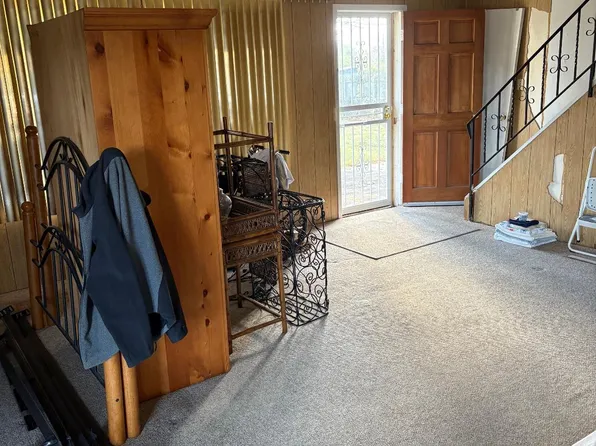 90 Pheasant Ln, Willingboro, NJ 08046