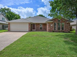 1407 Fincastle Loop, College Station, TX 77845