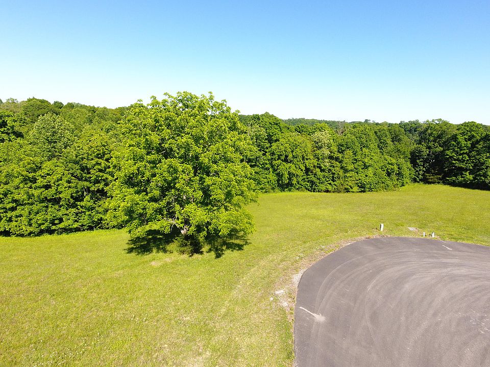 1st image of 28 Parks Ridge Rd