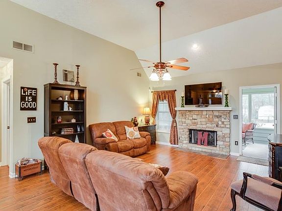 2nd image of 3625 Sweet Breeze Way