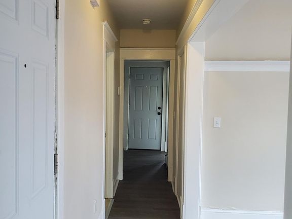3rd image of 466 Washington Ave Floor 3