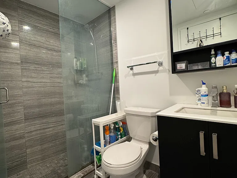 88 Queen St E #2906 — Photo 8