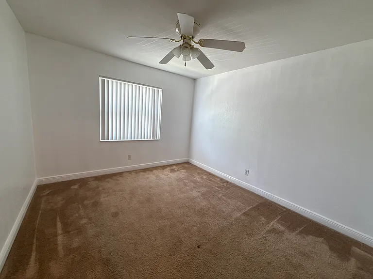 9950 Turf Way #4 — Photo 13