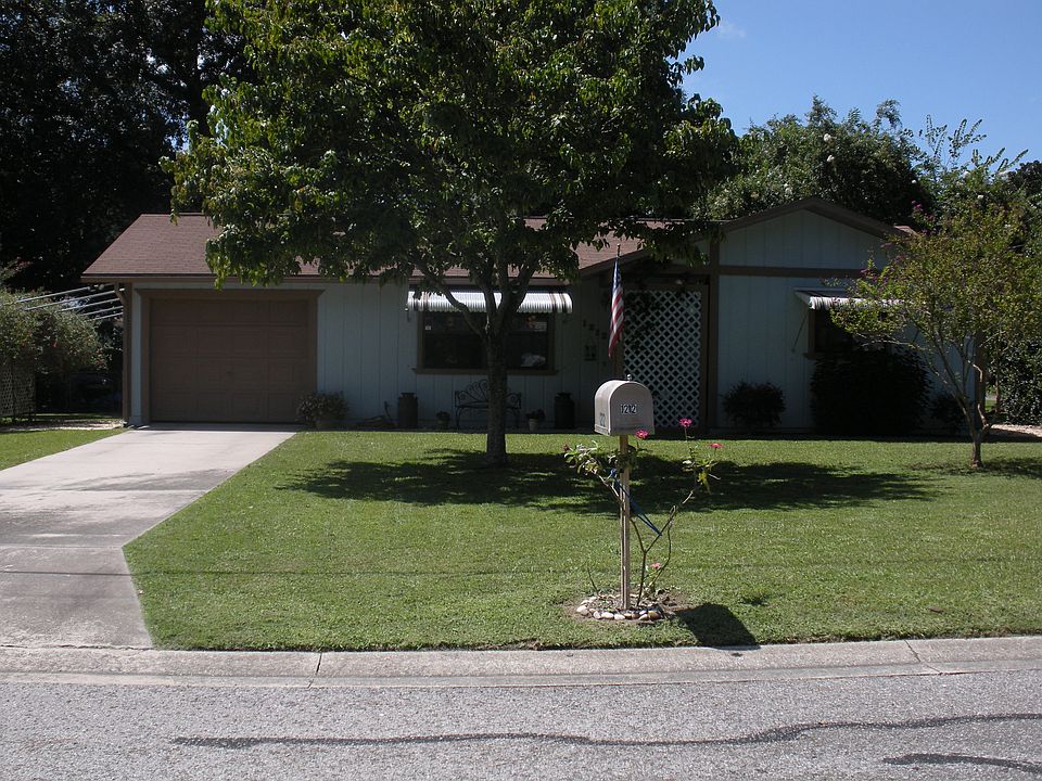 1st image of 1212 NE 21st St