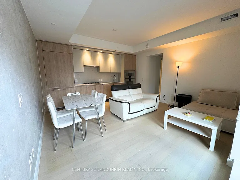 81 Wellesley St E #1401 — Photo 6