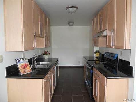 4th image of 2444 E Del Mar Blvd Unit 304