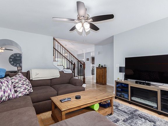 5th image of 1219 W Sand Dune Dr