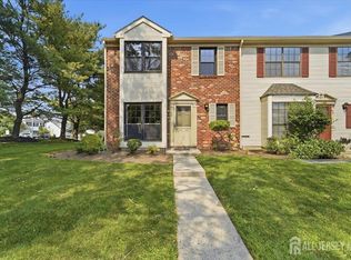 543 Manchester Ct, Piscataway, NJ 08854