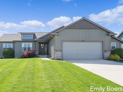 10535 Richfield Ln, Allendale, MI, 49401