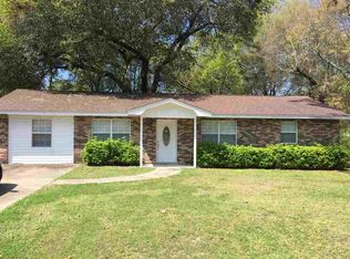 5451 Jones St, Milton, FL 32570