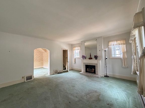 5th image of 311 N James St