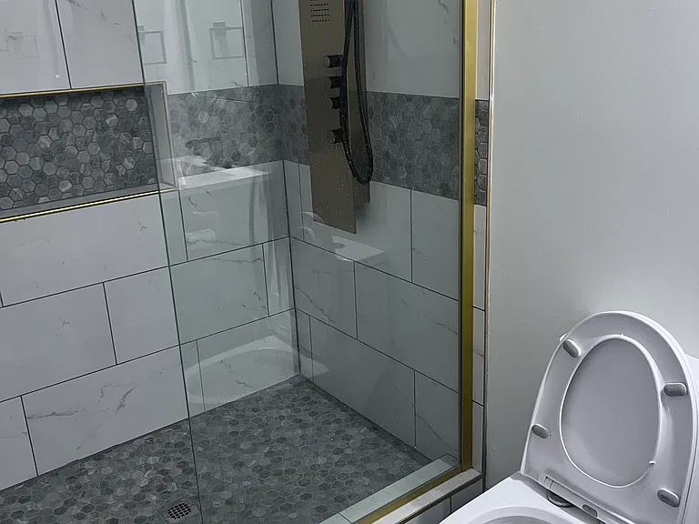 N Randolph St — Photo 6