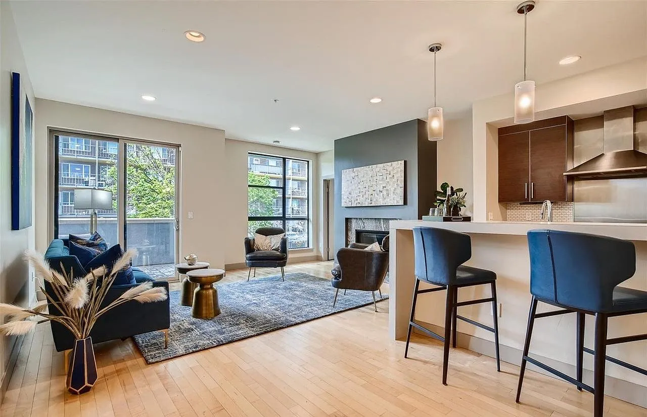 3420 W 32nd Ave — Photo 4