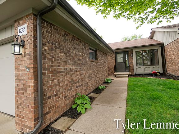 2nd image of 832 Apple Blossom Ln #23