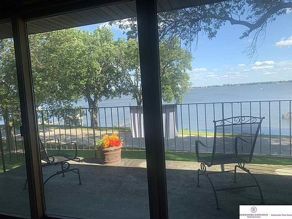 2nd image of 605 Chautauqua Park Dr APT 4