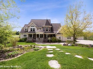 4208 Quail Ct, West Des Moines, IA 50265