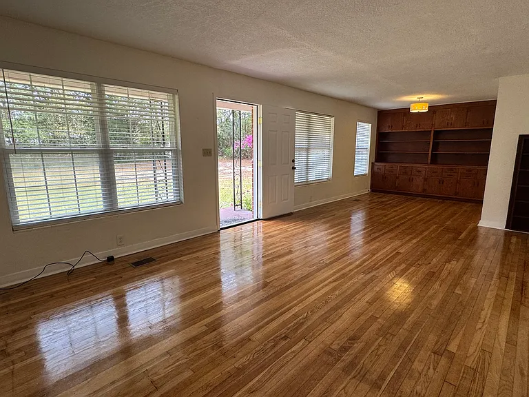 7111 Pine Forest Rd — Photo 16