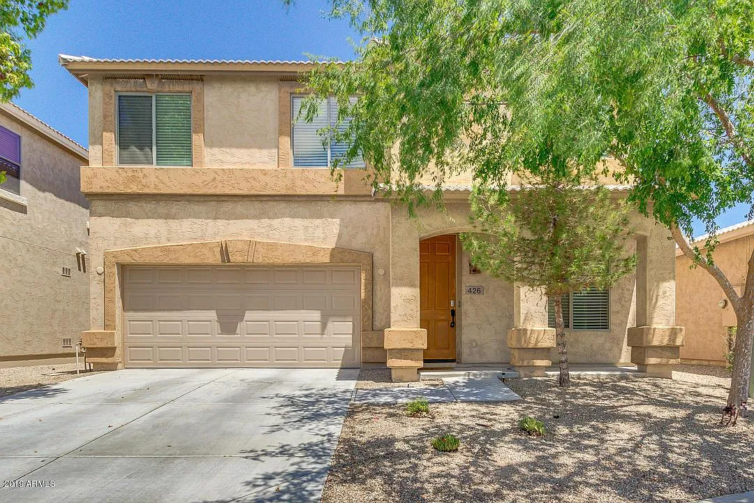 4 bed, 2.5 bath, 2441 sqft, $2,250 — Photo 1