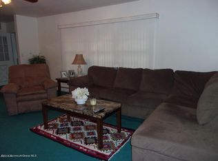 947A Aberdeen Dr, Lakewood, NJ