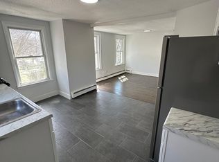 57 Thompson St #2R, New Haven, CT 06511
