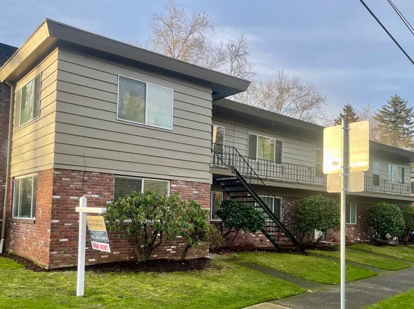 7118 NE Tillamook St, Portland, OR 97213