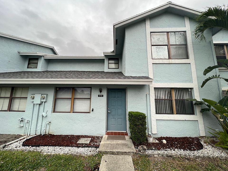 1st image of 12162 Pasadena Way