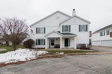 684 Fieldcrest Dr Unit C photo 1