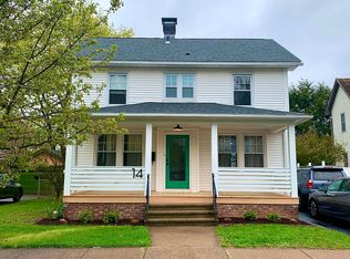 14 Quentin St, Hamden, CT 06517