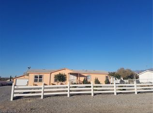 5804 E Saddletree Rd, Pahrump, NV 89061