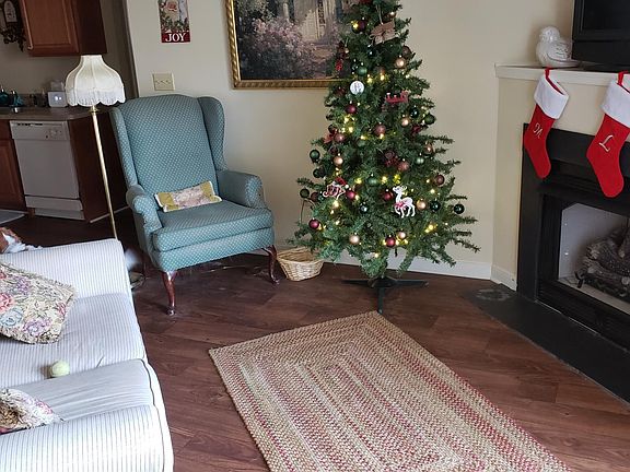 4th image of 5812 Quiet Pine Cir APT 204