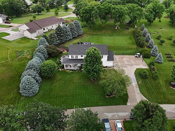 4th image of 14627 Fir Cir