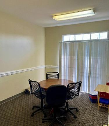 4th image of 20604 Gordon Park Sq Suite 190