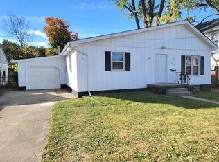 306 Union St, Bloomington, IL 61701