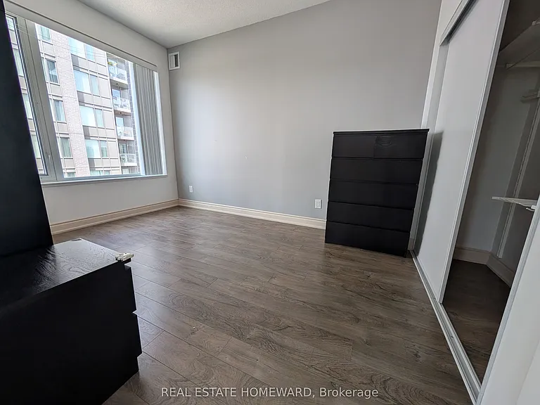 325 S Park Rd #915 — Photo 12
